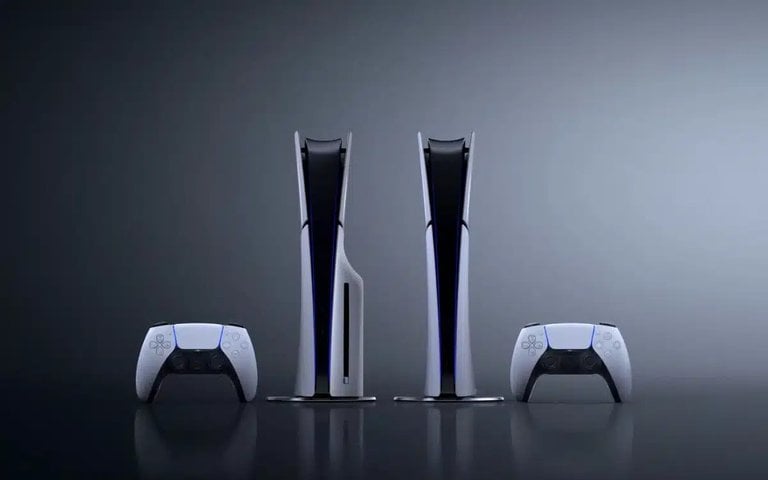 Ce joueur se demande s'il doit acheter la PS5 tout de suite ou attendre la PS6... tout le monde lui donne le même conseil