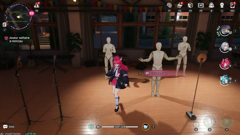 Joueur solitaire NTE : lonely player… Comment confiner les mannequins errants ? 