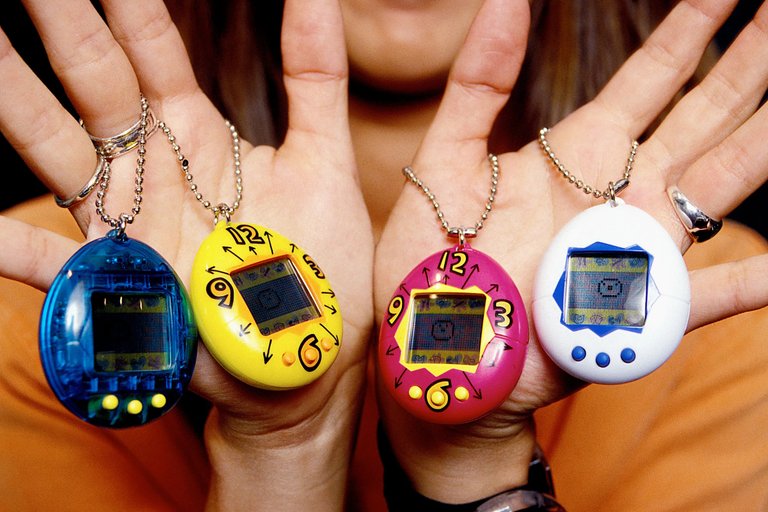 Cette psychologue affirme que si vous êtes nés dans les années 80 et 90, la mort de votre Tamagotchi a fait de vous des parents différents…