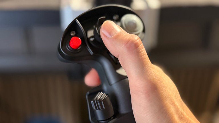 Flight Sim : Test du WINCTRL Orion2 CarrierAce, le HOTAS pensé pour apponter comme un pro dans DCS World Flight Sim : Test du WINCTRL Orion2 CarrierAce, le HOTAS pensé pour apponter comme un pro dans DCS World