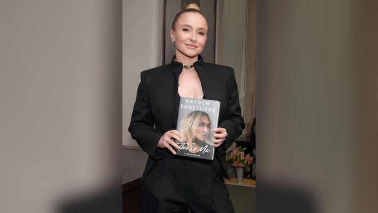 L'actrice de Scream, Heroes, héroïne des jeu vidéo Kingdom Hearts et Until Dawn, Hayden Panettiere, est décédée à l'âge de 36 ans... L'actrice de Scream, Heroes, héroïne des jeu vidéo Kingdom Hearts et Until Dawn, Hayden Panettiere, est décédée à l'âge de 36 ans...