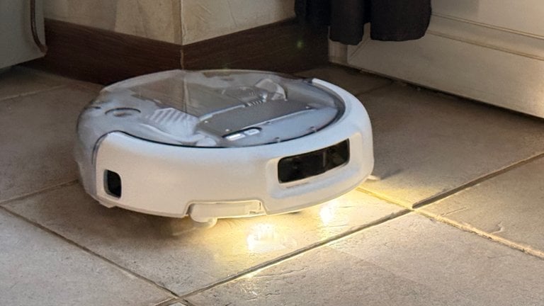 Bras LiDAR, 36 000 Pa et jambes grimpeuses : DJI muscle son aspirateur robot et lance le ROMO 2, notre test complet Bras LiDAR, 36 000 Pa et jambes grimpeuses : DJI muscle son aspirateur robot et lance le ROMO 2, notre test complet