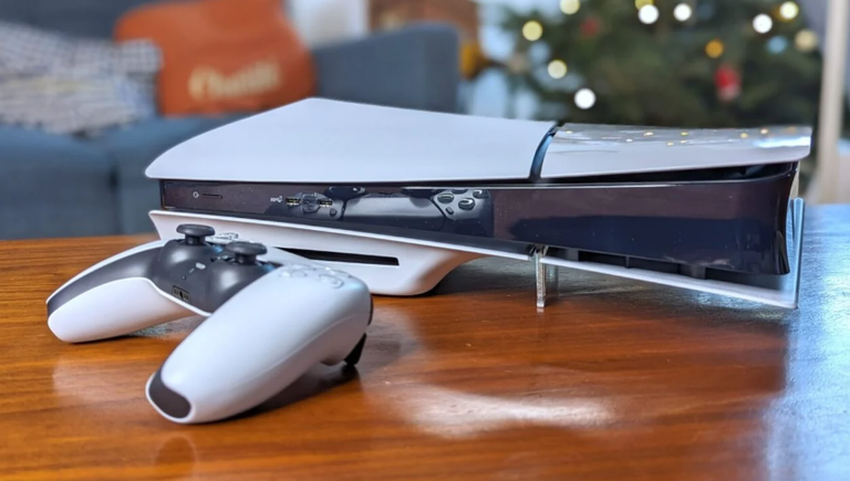 La fin des jeux de 150 Go sur PS5 ? Sony a une idée géniale... qui rime avec connexion obligatoire même pour les jeux solo La fin des jeux de 150 Go sur PS5 ? Sony a une idée géniale... qui rime avec connexion obligatoire même pour les jeux solo