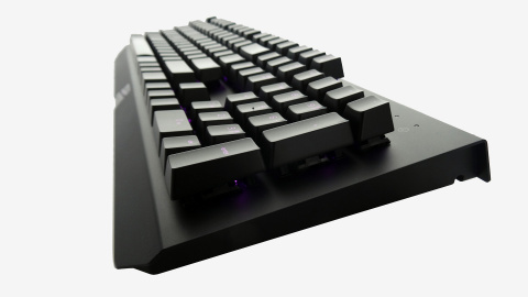 Razer étend sa gamme de claviers mécaniques, avec le BlackWidow X Chroma