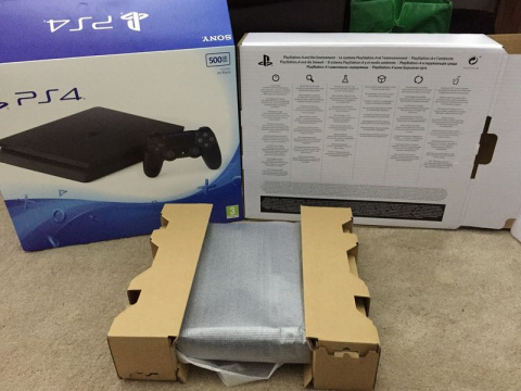 Fuite : Unboxing complet et photos de la PS4 Slim avant même une annonce ?
