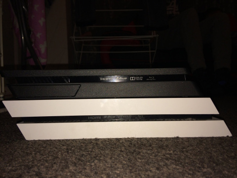 Fuite : Unboxing complet et photos de la PS4 Slim avant même une annonce ?