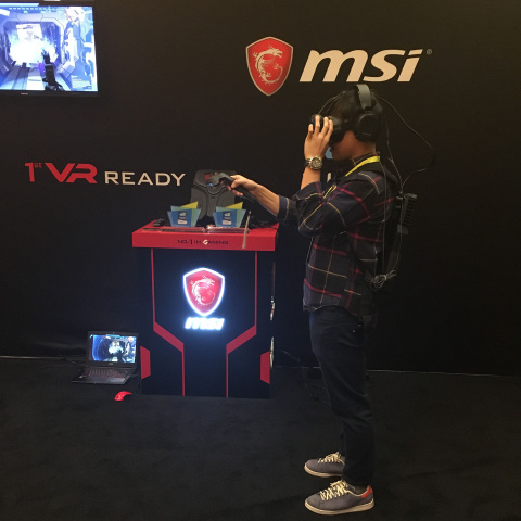 Nos impressions sur le MSI VR One : un PC de bureau qui se porte, pour une expérience VR sans fil