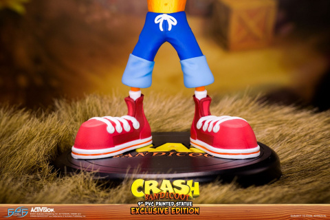 Crash Bandicoot se décline en une figurine de 23cm