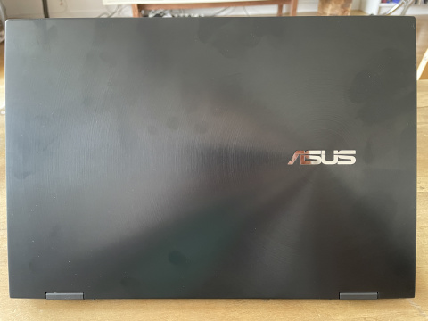 Test du PC portable Asus ZenBook Flip 13 UX363EA : un écran OLED dans un format ultracompact et convertible