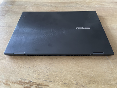Test du PC portable Asus ZenBook Flip 13 UX363EA : un écran OLED dans un format ultracompact et convertible