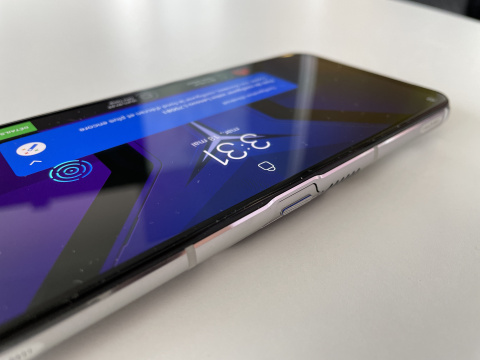 Test du Lenovo Legion Phone Duel 2 : un smartphone XXL sous Android et pensé pour le jeu