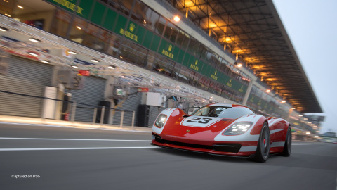 Gran Turismo 7 fait le plein de gameplay PS5 au coeur du mythique circuit de Daytona