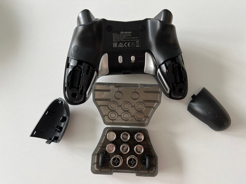 Test de la manette Nacon Revolution X Pro : concurrence-t-elle la Xbox Elite ?