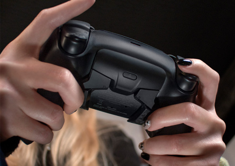 PS5 : les premières manettes DualSense pro se dévoilent, prix, infos et images 