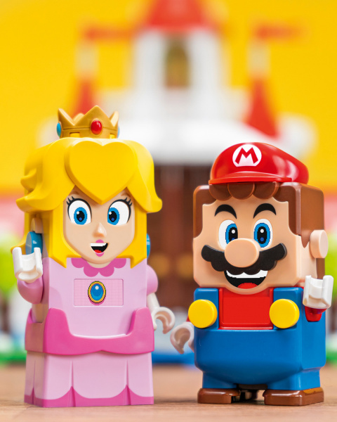 Mario, Peach, Yoshi ... LEGO met Nintendo à l'honneur dans un nouveau set