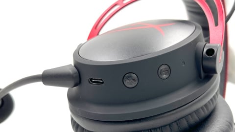 Test HyperX Cloud Alpha Wireless : un casque-micro gaming inépuisable, mais  pas irréprochable - Les Numériques