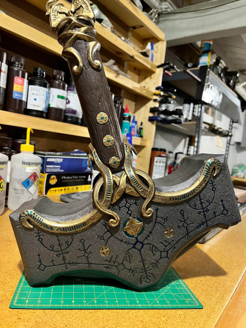 God of War Ragnarok : le marteau de Thor, Mjöllnir, recréé par un fan !