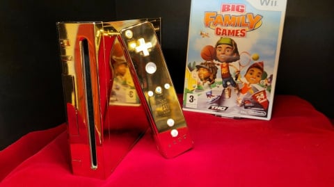 Nintendo : la Wii en or 24 carats destinée à la Reine d’Angleterre est en vente