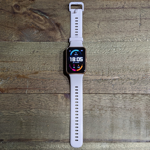 Test Huawei Watch Fit 2 : La montre connectée ultime à moins de 150 euros ?