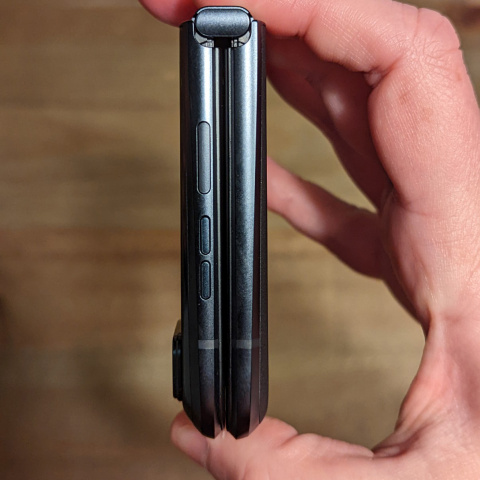 Test du Motorola Razr 2022 : ce smartphone pliant est le parfait adversaire du Samsung Galaxy Z Flip4