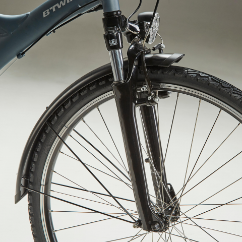 Decathlon : leur vélo électrique le moins cher roule sur la concurrence