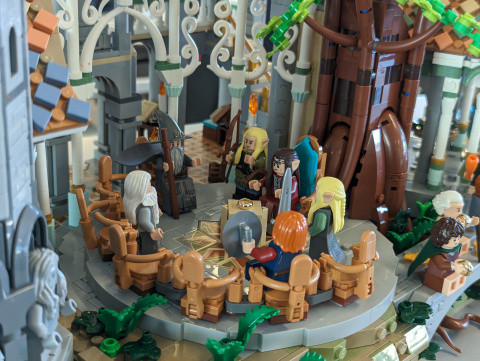 Test du set LEGO Seigneur des Anneaux Fondcombe : je ne m’attendais pas à retrouver autant de références aux films