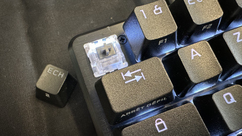 Test du K65 PRO MINI : ce petit clavier gamer de Corsair fait-il aussi bien que les grands ?
