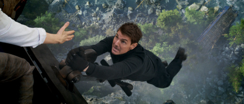 Mission Impossible 7 est enfin rentable. Une affaire judiciaire épargne à Tom Cruise un échec cuisant !