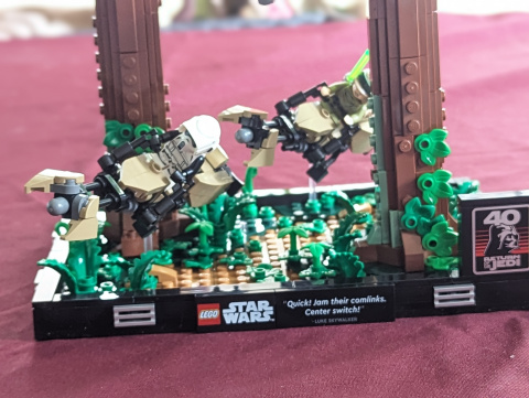 Test Lego Star Wars Diorama de la course-poursuite en speeder sur Endor : un set qui s’assemble à la vitesse de l’éclair