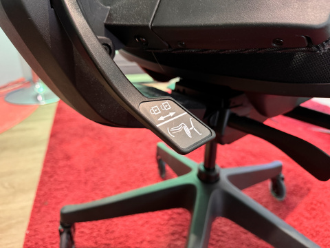 Test de la chaise ergonomique Rekt Office-R : la concurrence n'a qu'à bien se tenir !