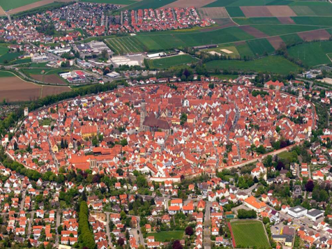 Cette petite ville allemande aurait servi d'inspiration pour la ville fortifiée de L'Attaque des Titans