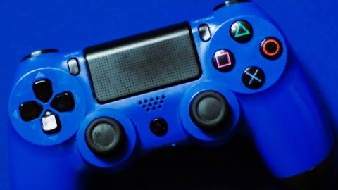 « Sony a joué et a perdu ! » : À cause de sa politique sur les manettes PS4, la société va devoir payer une amende de 13,5 millions d’euros