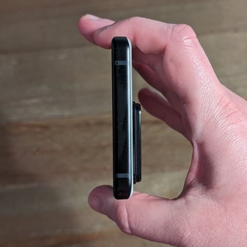J’ai testé le Zenfone 11 Ultra et j’ai pris une énorme claque : le nouveau smartphone d’Asus est vraiment royal, mais un détail m’a quand même choqué !