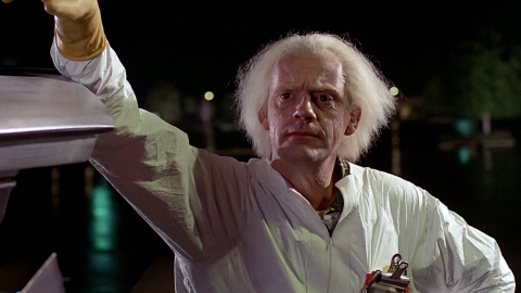 Il existe une suite à Retour vers le Futur 3, mais personne ne l'a vue. Doc Brown et Biff Tannen s'affrontent une ultime fois
