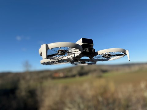 Test du drone DJI Flip : le DJI Neo version survitaminée ?