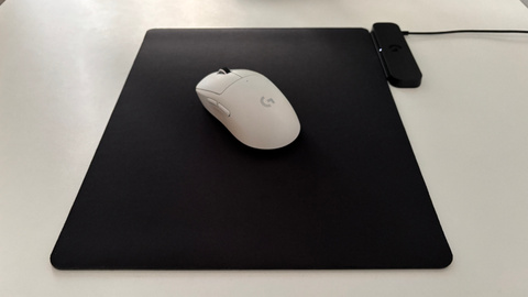 Logitech G Powerplay 2 : j’ai testé le nouveau tapis de souris qui booste l’autonomie de ma souris gaming. Voici mon avis après 2 semaines d'utilisation
