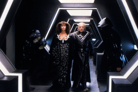 Il y a plus de 40 ans, ce film de SF a voulu faire de l’ombre à Star Wars et il s’est planté en beauté : ses notes sont terribles et tout le monde l’a oublié