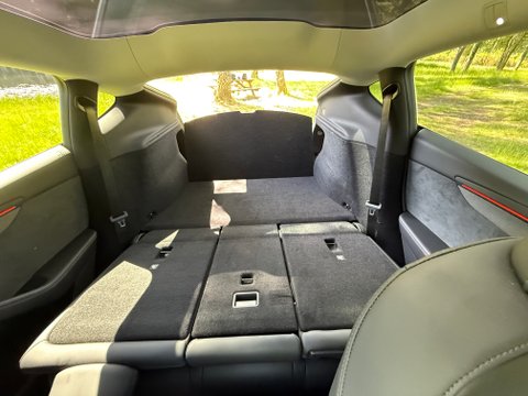 Test Tesla Model Y 2025 : j'ai parcouru 4000 Km dans la version Grande Autonomie