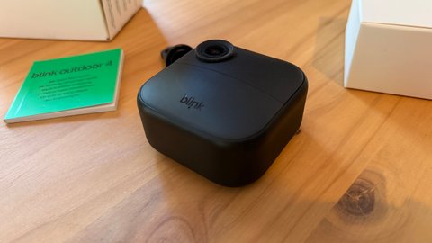 Test Blink Outdoor 4 : que vaut cette caméra de sécurité sans fil pour surveiller votre extérieur ?