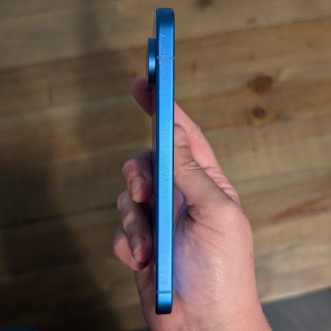 Le Google Pixel 10, vraie r&eacute;volution ou smartphone en carton&thinsp;? Mon test vous d&eacute;voile tout sur le nouveau terminal de Google