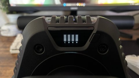 « Un duo calibré pour les débutants et les simracers » : test du Logitech G RS50 et des RS Pedals