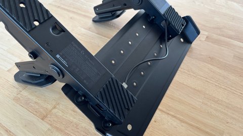 « Un duo calibré pour les débutants et les simracers » : test du Logitech G RS50 et des RS Pedals