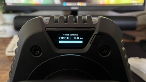 « Un duo calibré pour les débutants et les simracers » : test du Logitech G RS50 et des RS Pedals