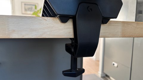 « Un duo calibré pour les débutants et les simracers » : test du Logitech G RS50 et des RS Pedals