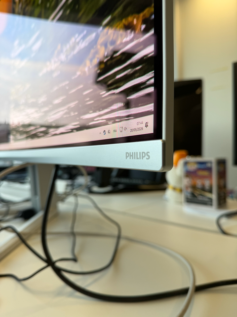 J'ai trouvé l'écran PC 32:9 à dalle QD-OLED incurvée le plus polyvalent et immersif du marché à un prix défiant toute concurrence : mon verdict sur le Philips Evnia 49M2C8900L