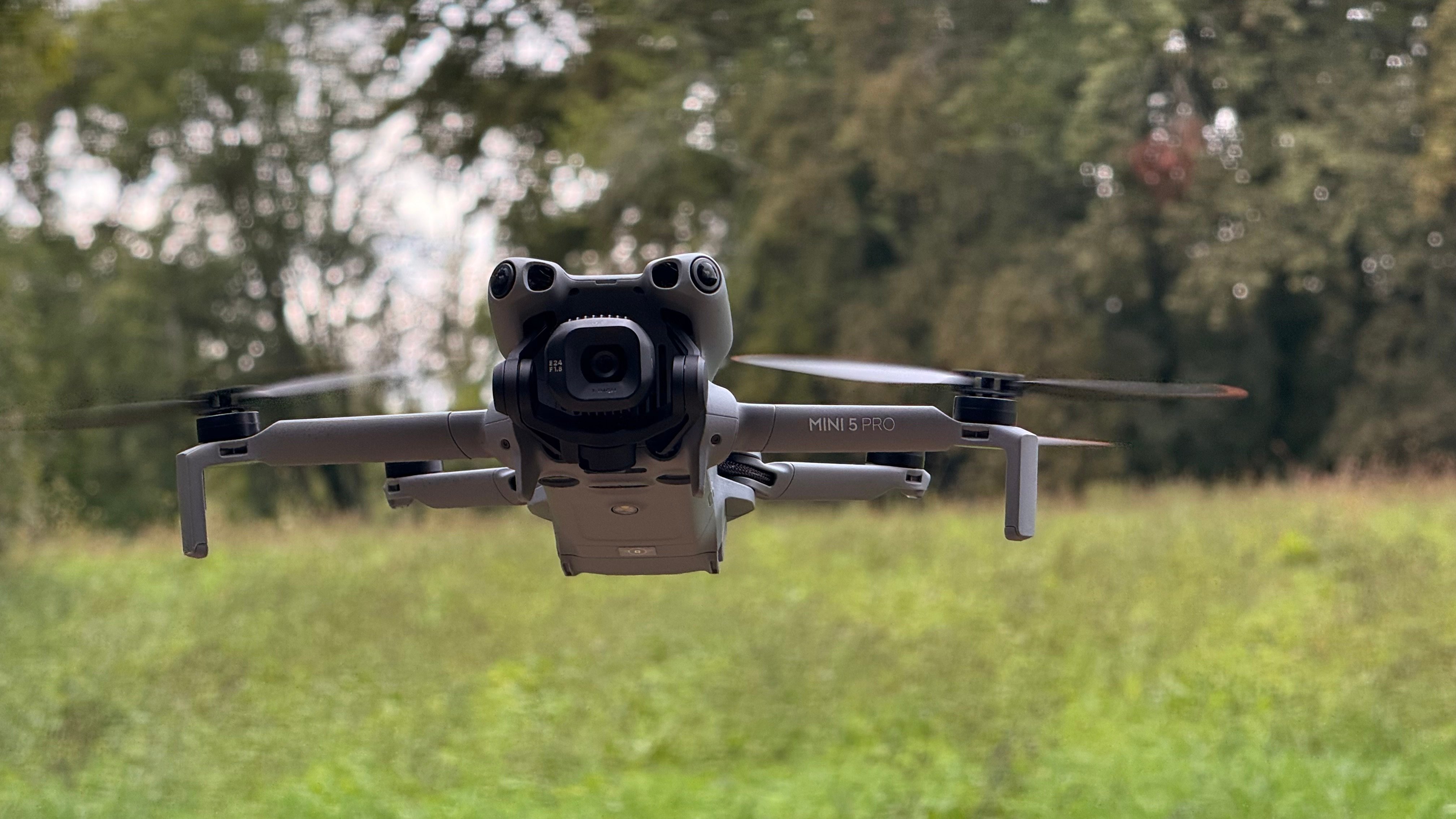 Test du DJI Mini 5 Pro : DJI repousse-t-il les limites des drones au format mini ?