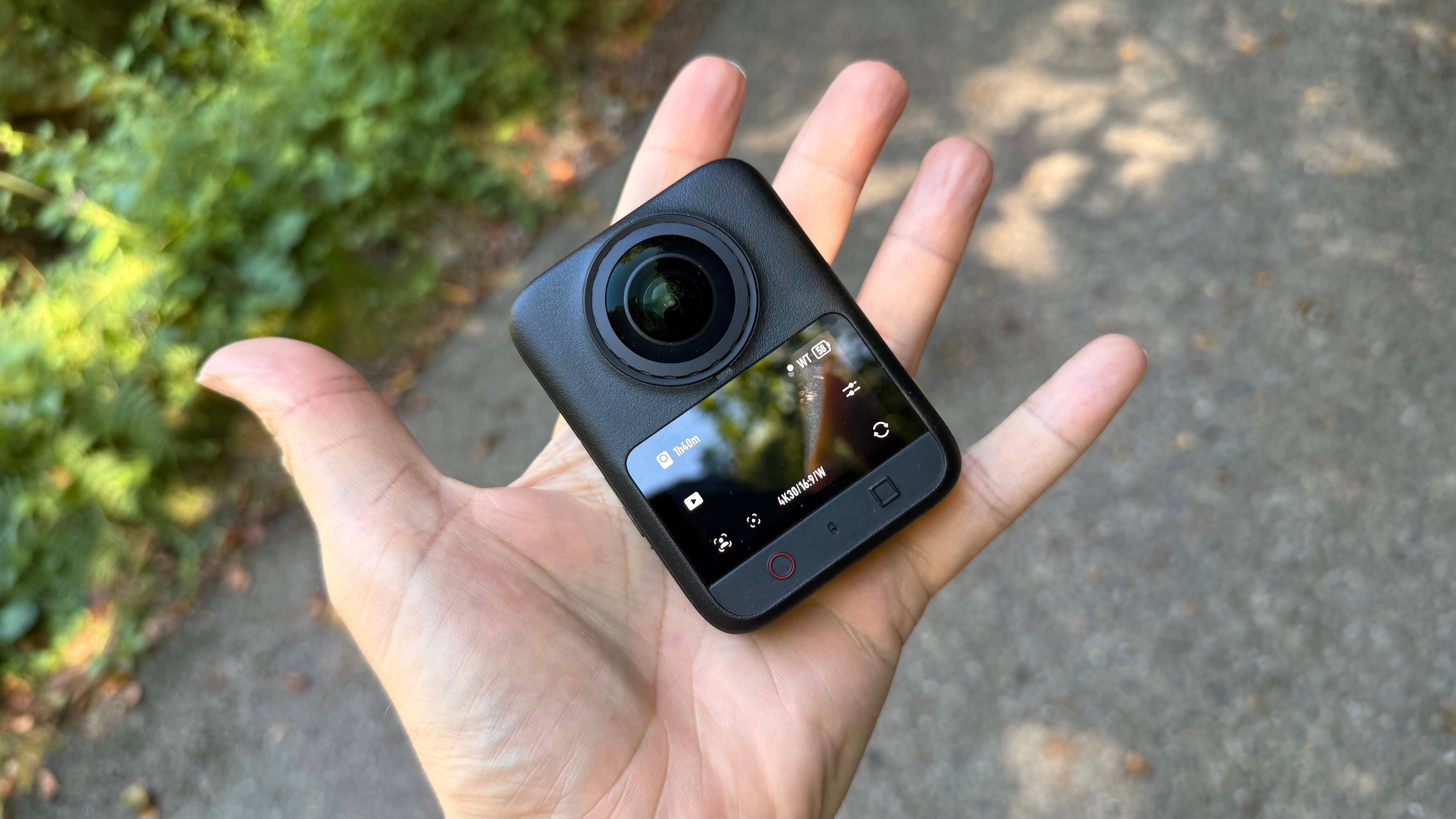 DJI renouvelle sa caméra qui filme tout autour de vous, qu'est-ce qui change vraiment ? Test de la DJI Osmo 360 II